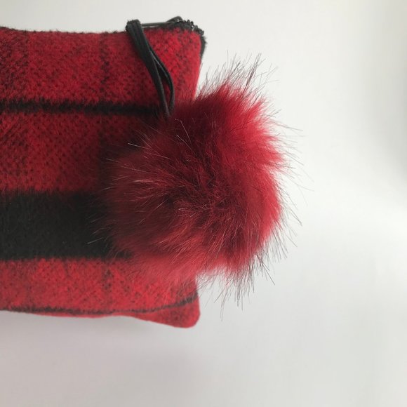 Wool Clutch with Pompom - Picture 7 of 8
